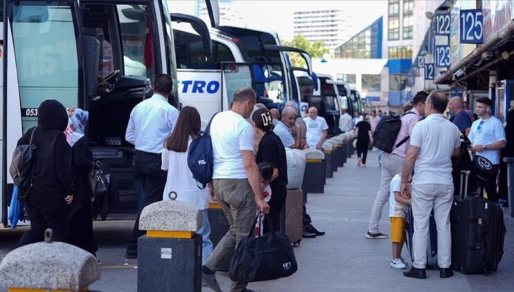 Yerli turistler ilk çeyrekte 148 milyar 376 milyon TL harcadı