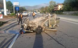 Zonguldak’ta kontrolden çıkan araç takla attı