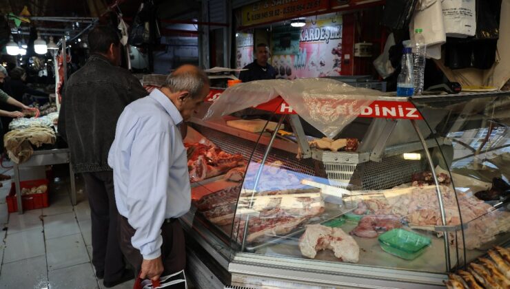 Adana’da et aldıkları kasapları zehirlendik diyip dolandırdılar