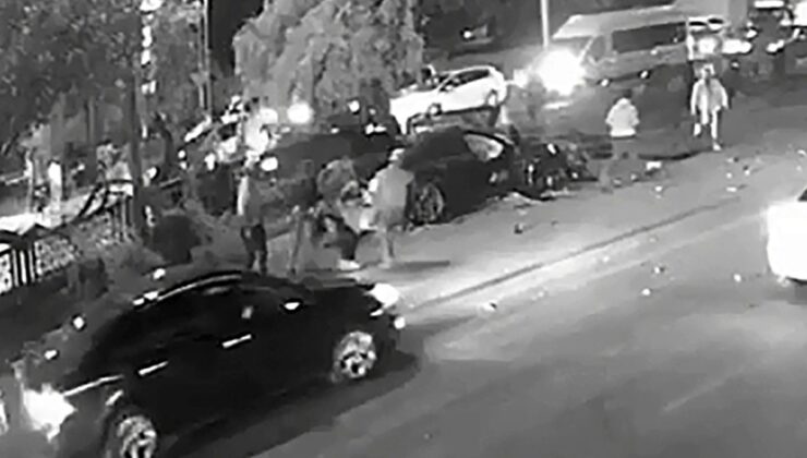 Adana’da hırsızlar kaza yapan otomobili soydu