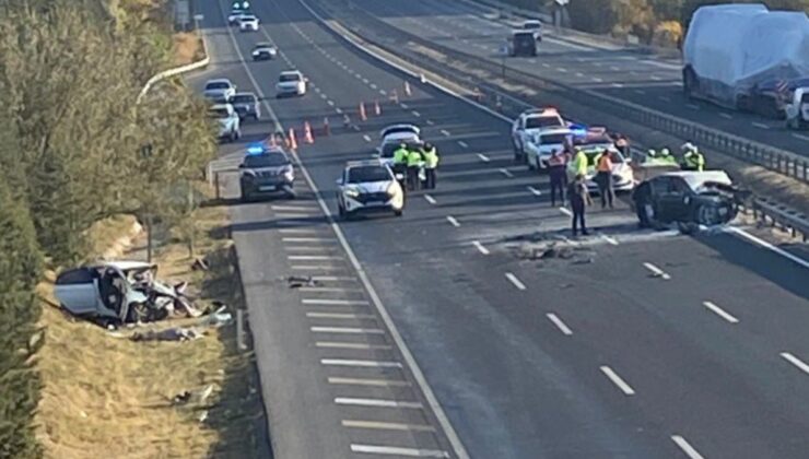 Ankara’da otomobiliyle ters yönde ilerleyen sürücü kazaya yol açtı: 3 ölü