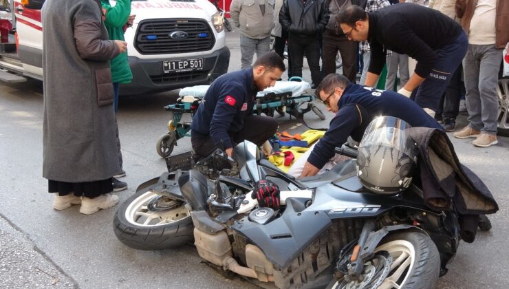 Bilecik’te kazada yaralanan sürücü kendini unutup motosikletiyle ilgilendi