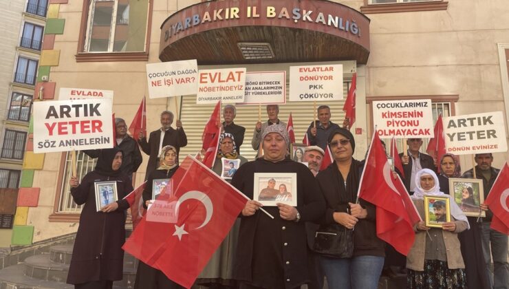 Diyarbakır’da evlat nöbetinde sayı artıyor: İki aile daha katıldı