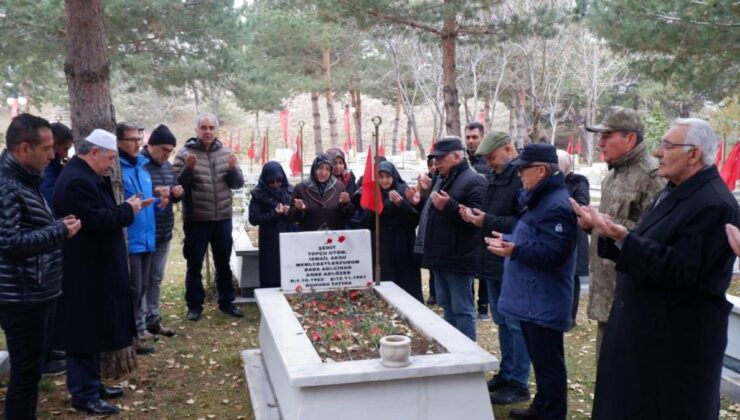 Erzurum’da şehidin silah arkadaşlarının 33 yıllık vefası