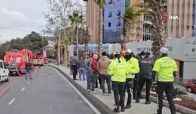 İstanbul Sarıyer’de rezidans inşaatında yangın