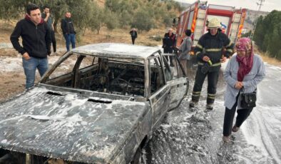 Kahramanmaraş’ta park halindeki otomobilde yangın