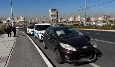 Kayseri’de çuvala koyduğu kediyi mahalleden uzaklaştırmak isterken kazada yaralandı