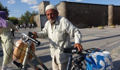 Kayseri’de emekliliğe karşı dededen ilginç çıkış: Emekli olmak isteyen enayi