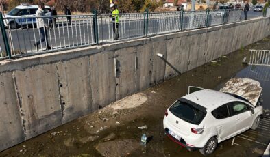 Kayseri’de otomobil sulama kanalına uçtu