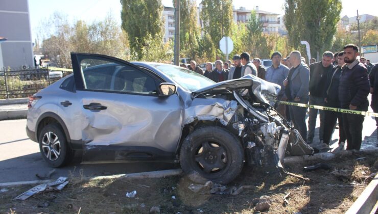 Muş’ta iki otomobil çarpıştı: 1ölü, 1 yaralı