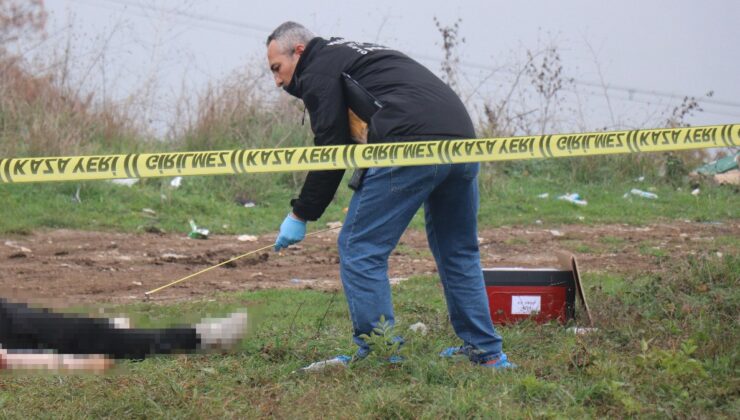 Sakarya’da boş arazide başından vurulmuş erkek cesedi bulundu