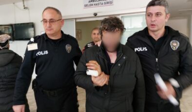 Samsun’da araması olan şüpheli başkasının kimliğiyle emeliyat olurken yakalandı