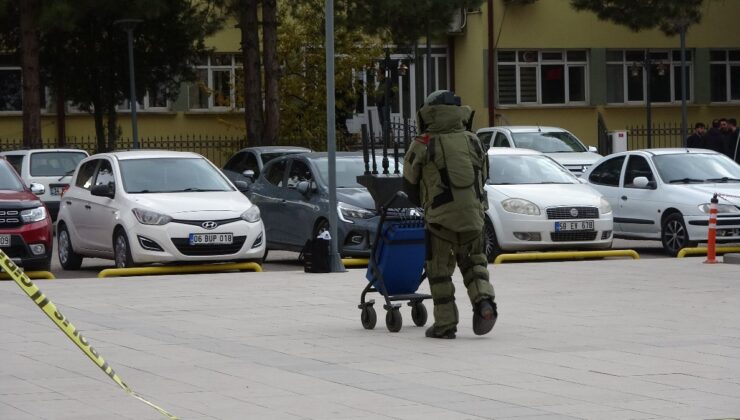 Sivas’ta vatandaşın Yüksek Hızlı Tren garında unuttuğu çanta paniğe yol açtı