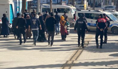 Adıyaman’da adliye önünde kavga çıktı