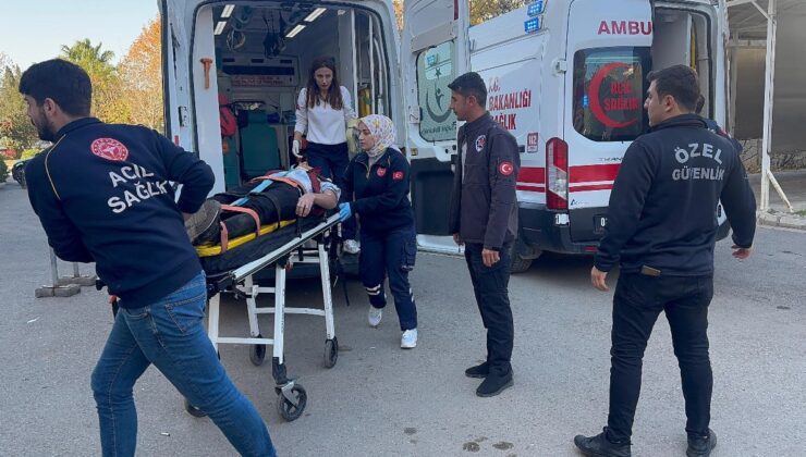 Adıyaman’da otomobil ile traktör çarpıştı: 3 Yaralı