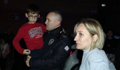 Antalya’da görevdeki polisin evinde yangın