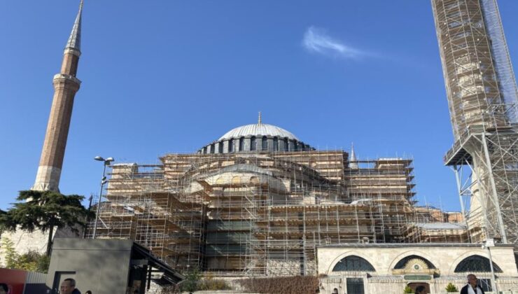 Ayasofya’da restorasyon: Niteliksiz sıvalardan arındırılacak