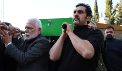 Bayhan’ın babası Adana’da son yolculuğuna uğurlandı