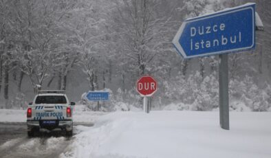 Bolu Dağı’nda kar yağışı sürüyor