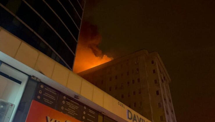 Bursa’da 8 katlı iş hanının çatısı alev alev yandı