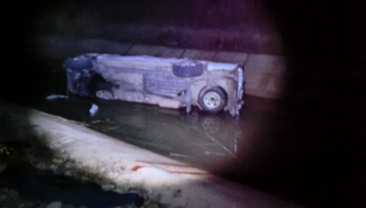 Diyarbakır’da otomobil su kanalına düştü: 3’ü ağır 4 yaralı