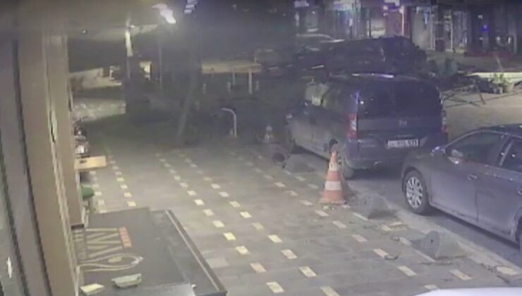 Kahramanmaraş’ta rüzgarda uçan çatının bir kişinin üzerine düşmesi görüntülendi