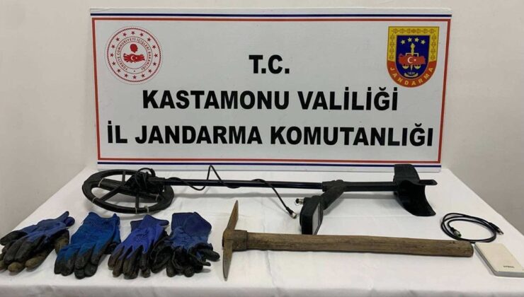 Kastamonu’da kaçak kazı yapan 2 kişi yakalandı