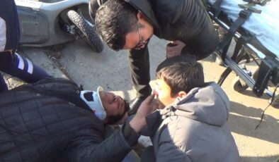 Kayseri’de tramvayla çarpışan yaralı sürücü oğlunu teselli etti