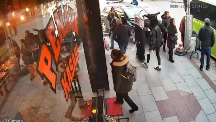 Kocaeli’de 79 yaşındaki sürücünün kullandığı cip, durağa daldı: 6 yaralı