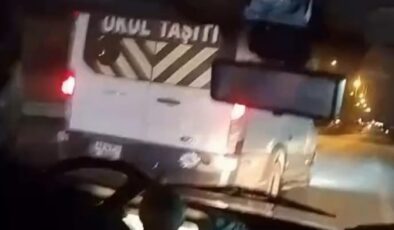 Kocaeli’de tartışan üç sürücü trafikte birbirini tehlikeye düşürdü