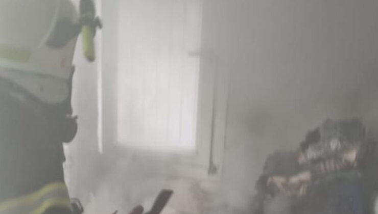 Mersin’de evde çıkan yangın korkuttu