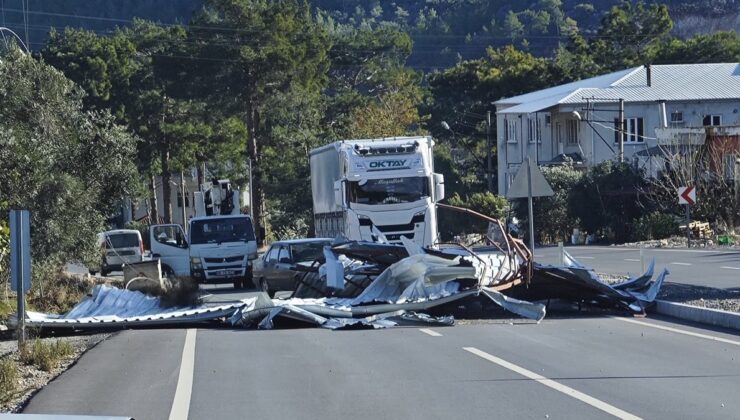 Mersin’de şiddetli rüzgardan 1 kişi öldü, 1 kişi yaralandı