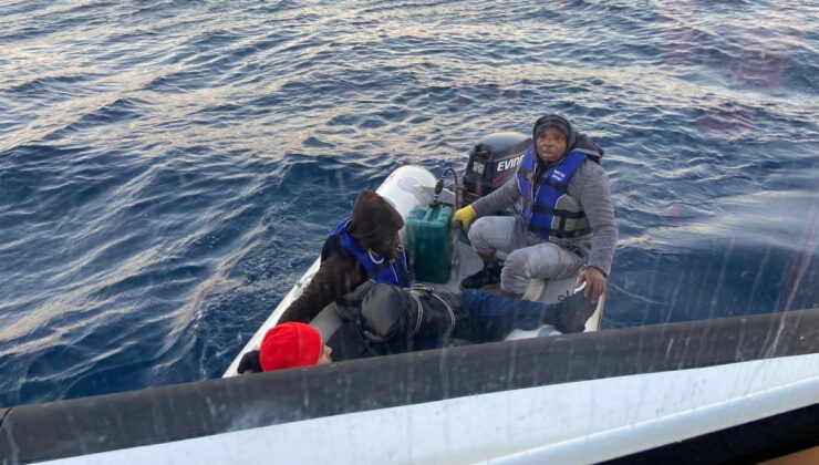 Muğla’da 34 düzensiz göçmen karaya çıkarıldı