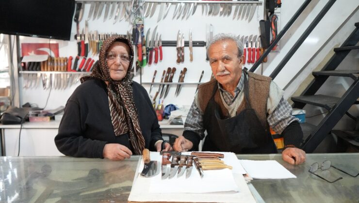 Niğde’de çırak bulamayan bıçakçı eşiyle iş arkadaşı oldu