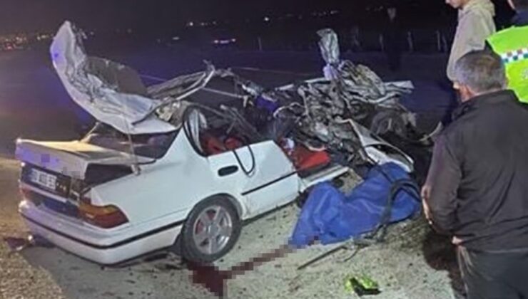 Osmaniye’de otomobil traktöre arkadan çarptı: 1 ölü