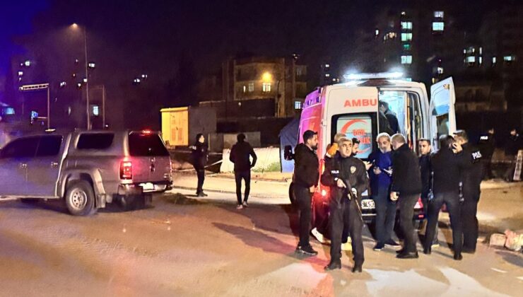 Adana’da karakol inşaatına molotofkokteyli atan saldırgan vuruldu