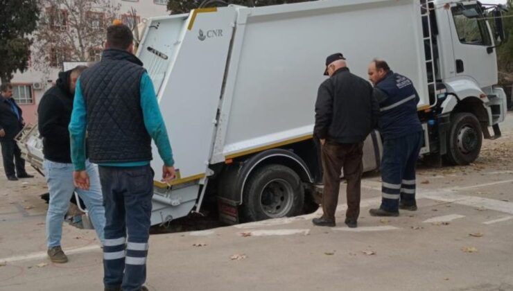Aydın’da okuldaki basketbol sahası çöktü: Çöp kamyonu çukura düştü