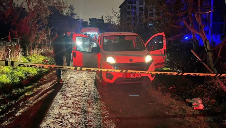 Bursa’da önce öldürdü, sonra polislere suç aletiyle teslim oldu