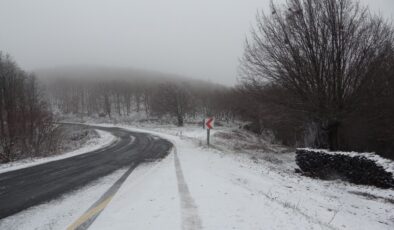 Çanakkale’nin yüksek kesimleri beyaza büründü