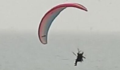 Düzce’de dalgakıranın üzerine düşen paramotorun pilotu yaralandı