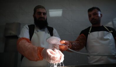 Gassallar anlattı: Şehitlerin kanının aktığını ve durmadığını bizzat gördüm