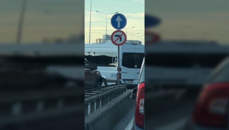 İstanbul Kartal’da servis sürücüleri trafiği tehlikeye attı