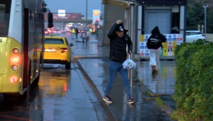 İstanbul’da yağmur etkili oluyor