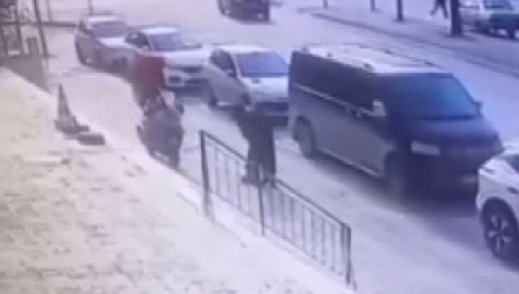 Konya’da motokurye boğazına şeker kaçan çocuğu kurtardı