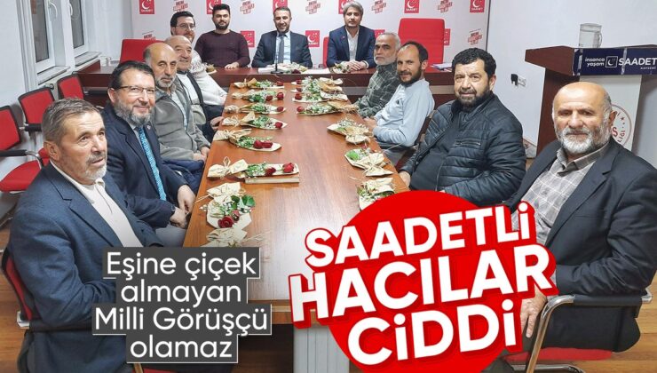 Saadet Partisi üyelerinden eşlerine çiçek hediyesi
