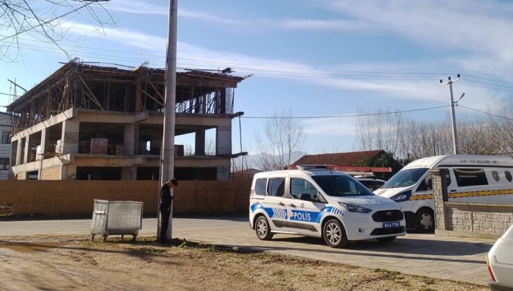 Sakarya’da akıma kapılıp 3’üncü kattan düşen inşaat işçisi öldü