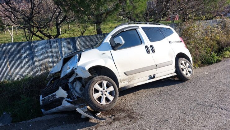 Samsun’da iki otomobil birbirine girdi: 5 yaralı