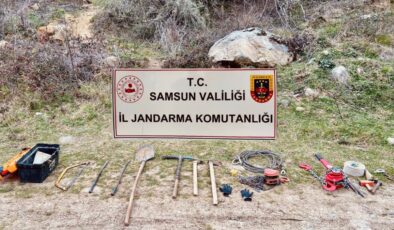 Samsun’da kaçak kazı yapan 2 kişi gözaltına alındı