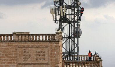 Türk Telekom CEO’su Ümit Önal: Fiberin hızını Türkiye’nin her köşesine taşıyoruz