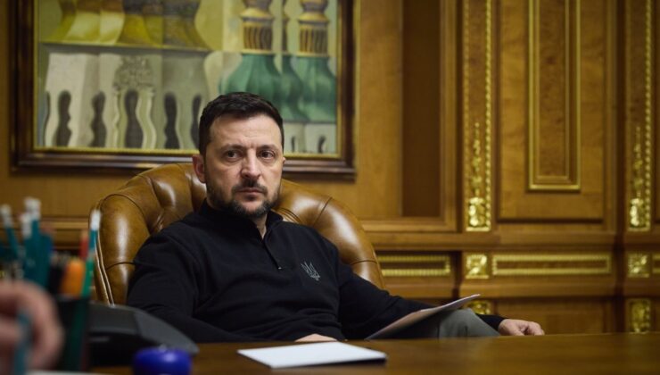 Volodimir Zelenskiy, düşen Azerbaycan uçağı için Rusya’yı suçladı